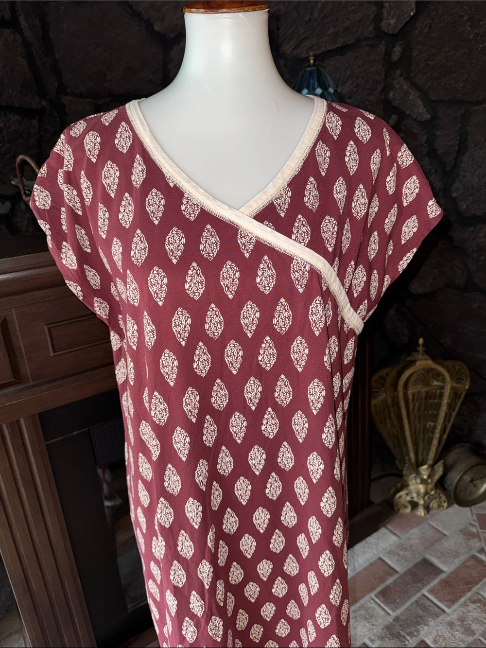 Garnet Hill Size XL Burgundy Cream organic cotton Nightgown sleepwear - Picture 2 of 10